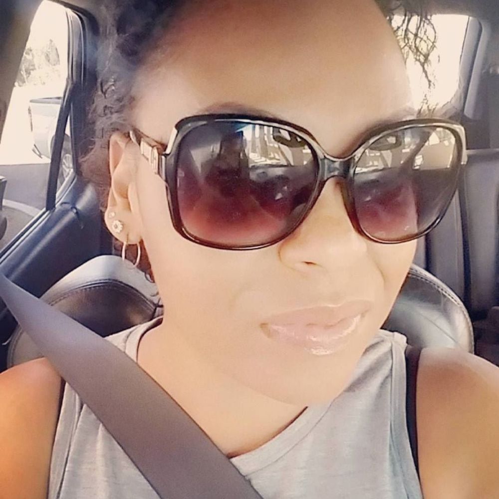 Meet your Posher, Pita